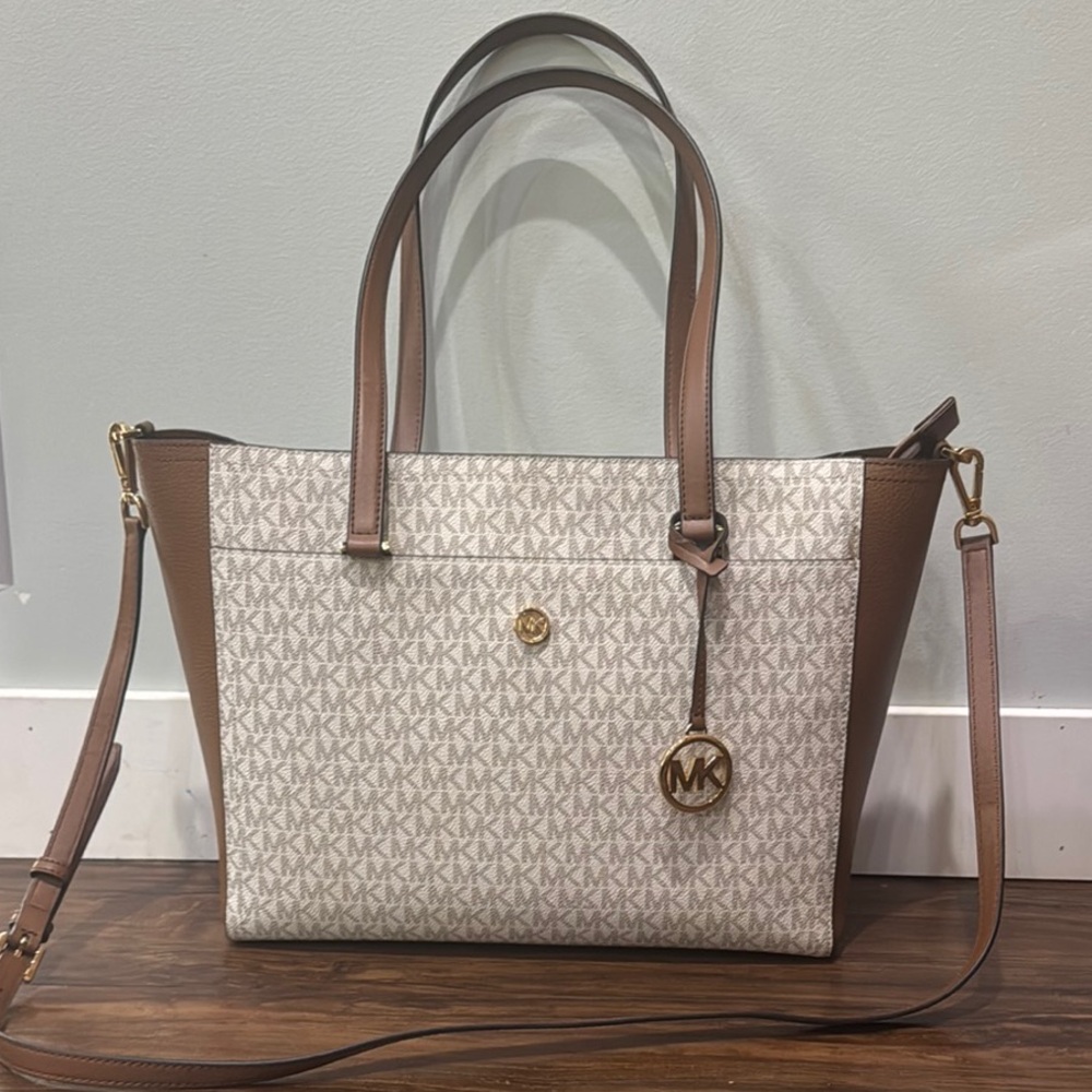 Michael Kors Tan and Cream Signature Tote